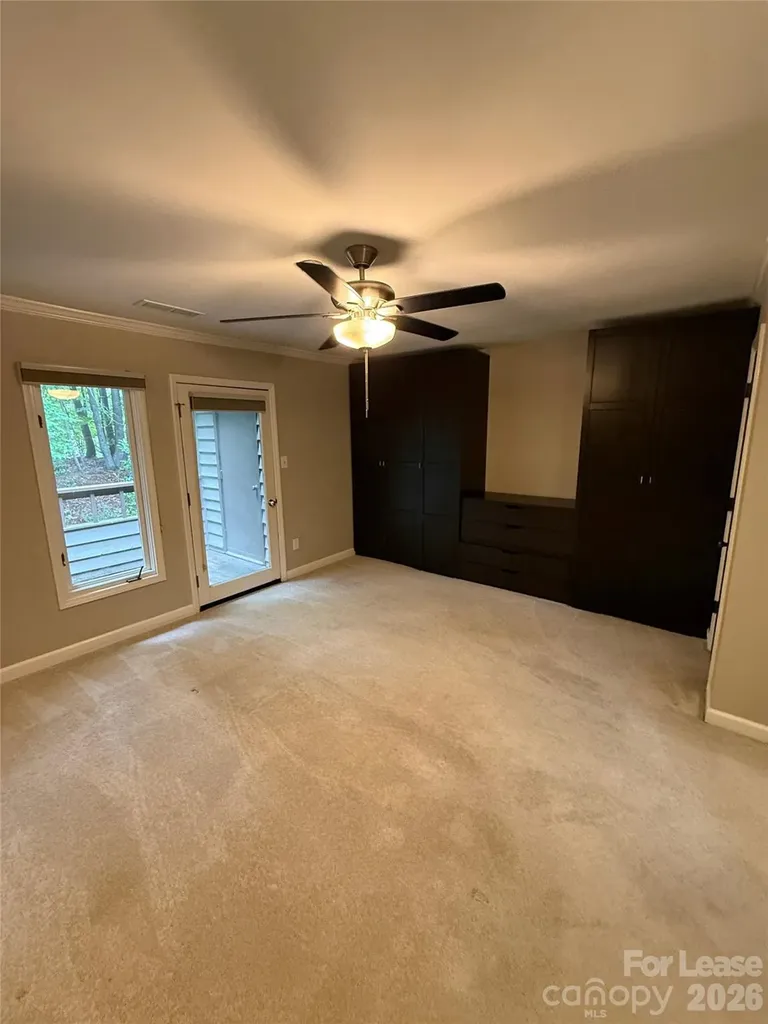 7434 Newmans Lane Charlotte NC 28270
