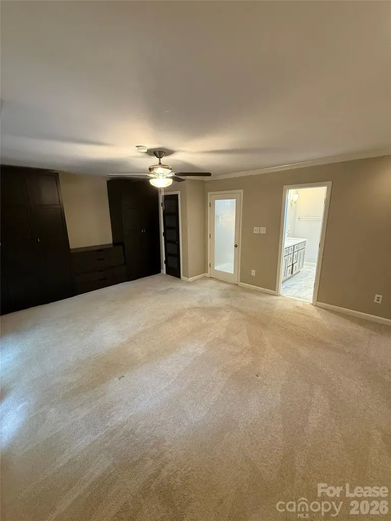 7434 Newmans Lane Charlotte NC 28270