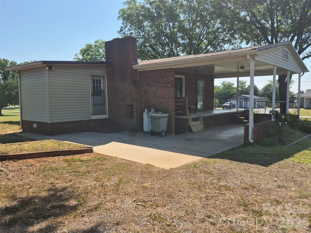 1267 Howards Creek Mill Road Vale NC 28168