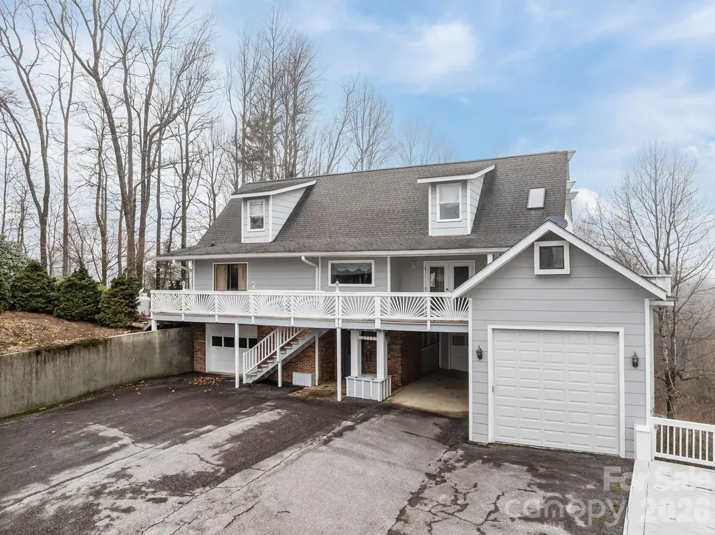 6773 & 6777 Pinnacle Mountain Road Zirconia NC 28790