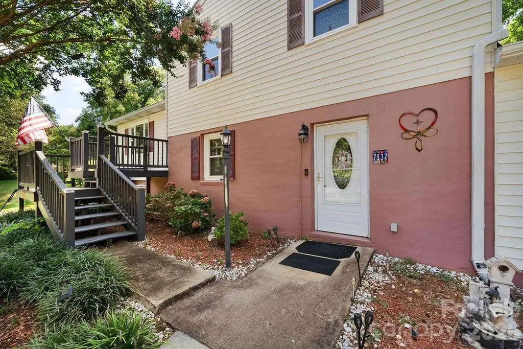 7132 Clear Crossing Lane Charlotte NC 28227