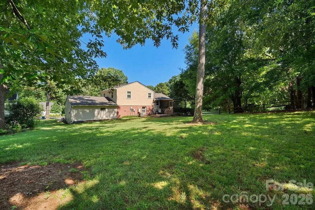 7132 Clear Crossing Lane Charlotte NC 28227