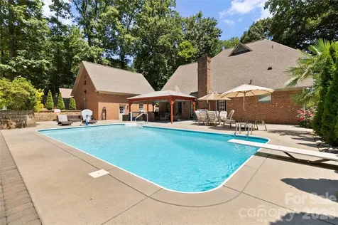 623 Normandy Road Mooresville NC 28117