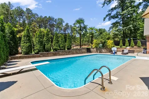 623 Normandy Road Mooresville NC 28117