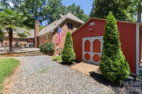 623 Normandy Road Mooresville NC 28117
