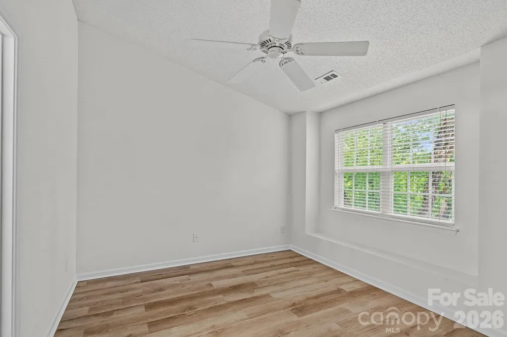 10822 Holly Ridge Boulevard Charlotte NC 28216
