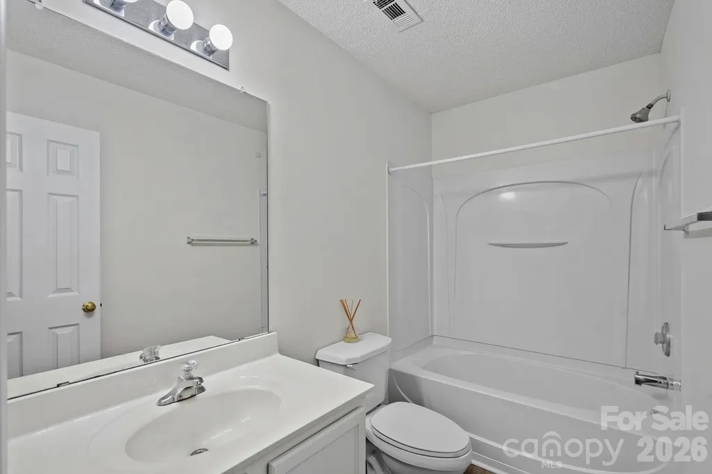 10822 Holly Ridge Boulevard Charlotte NC 28216