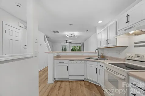 10822 Holly Ridge Boulevard Charlotte NC 28216