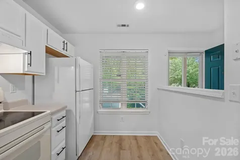 10822 Holly Ridge Boulevard Charlotte NC 28216