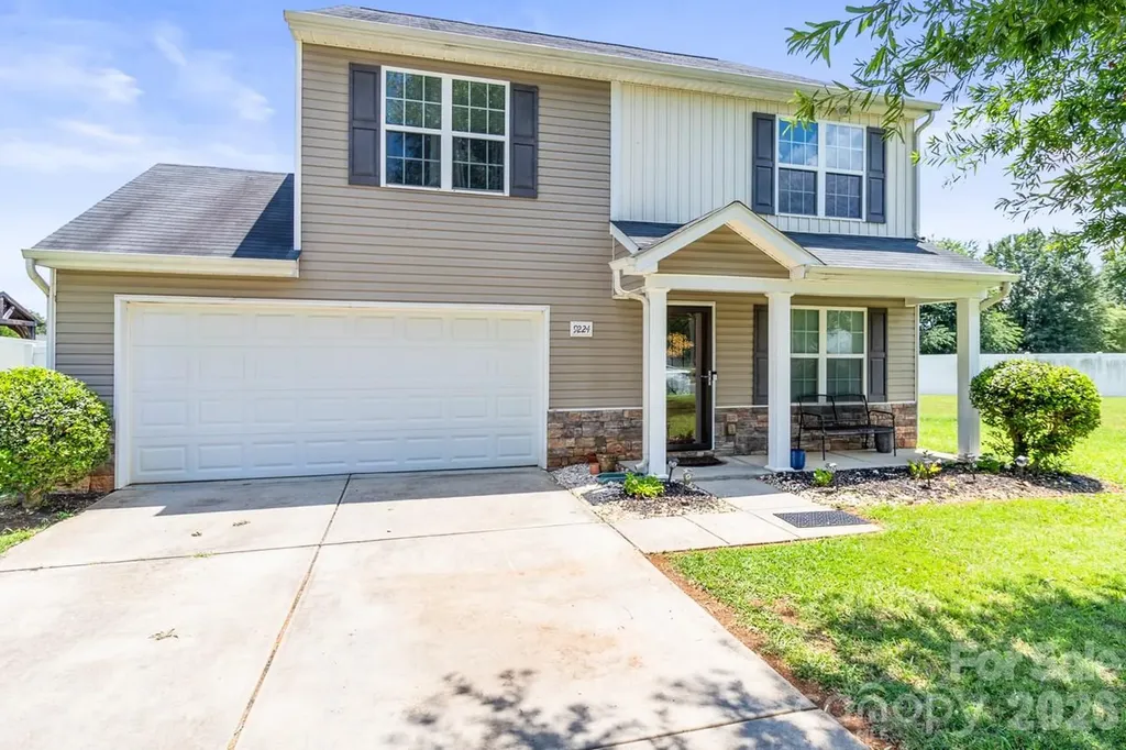 9224 Carrot Patch Drive Charlotte NC 28216