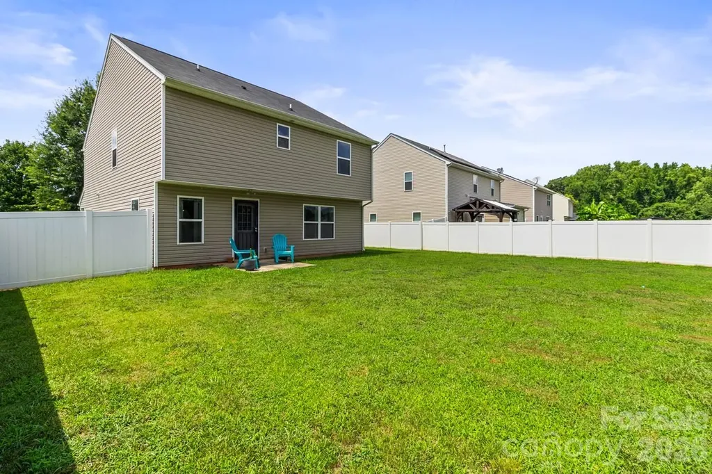 9224 Carrot Patch Drive Charlotte NC 28216