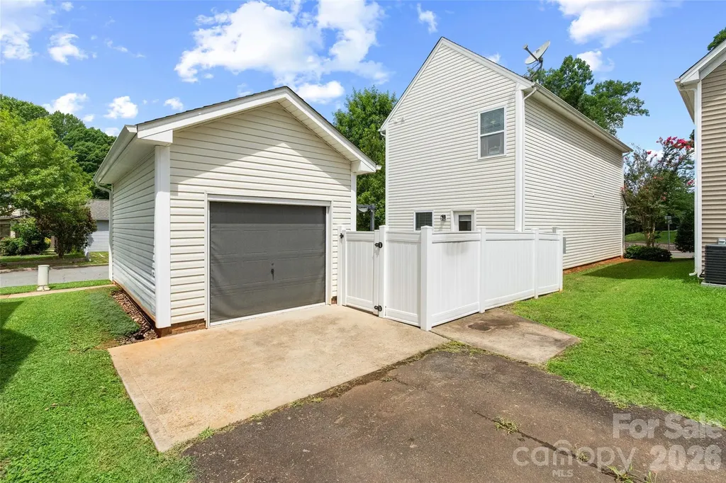 7102 Mclothian Lane Huntersville NC 28078