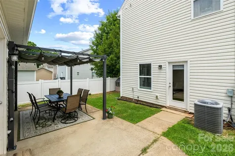 7102 Mclothian Lane Huntersville NC 28078
