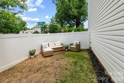 7102 Mclothian Lane Huntersville NC 28078