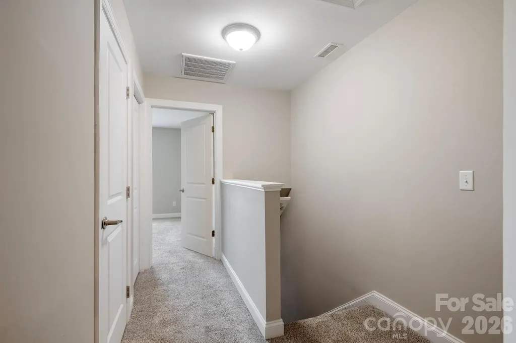3939 Newhall Drive Hickory NC 28601