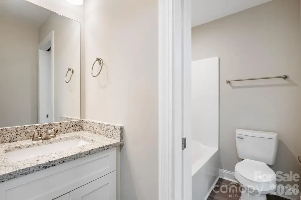 3939 Newhall Drive Hickory NC 28601