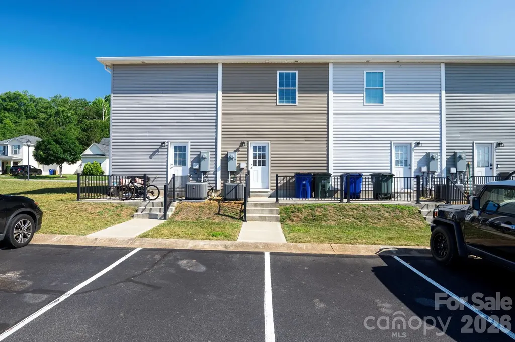 3939 Newhall Drive Hickory NC 28601