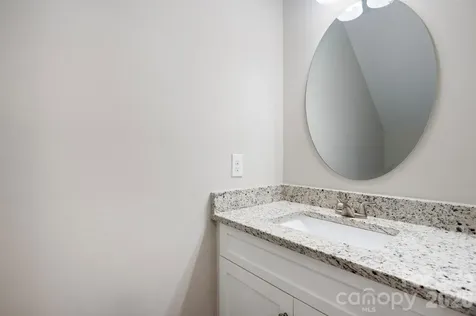 3939 Newhall Drive Hickory NC 28601