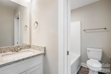 3939 Newhall Drive Hickory NC 28601