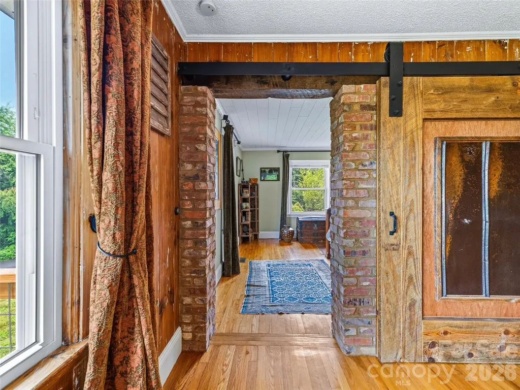 57 Langwell Avenue Asheville NC 28806
