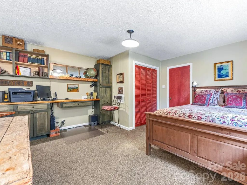 57 Langwell Avenue Asheville NC 28806