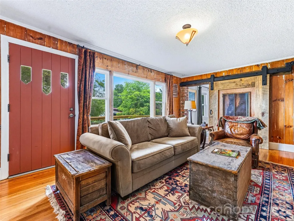 57 Langwell Avenue Asheville NC 28806