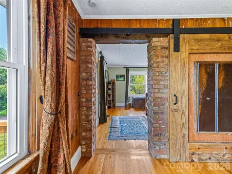 57 Langwell Avenue Asheville NC 28806