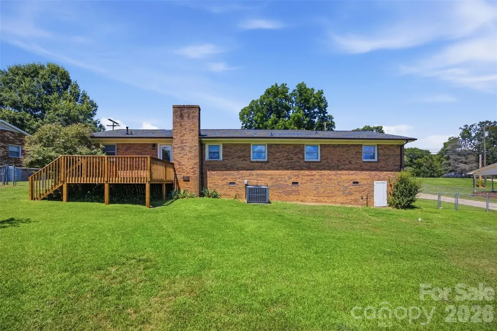 1515 Dallas Cherryville Highway Dallas NC 28034
