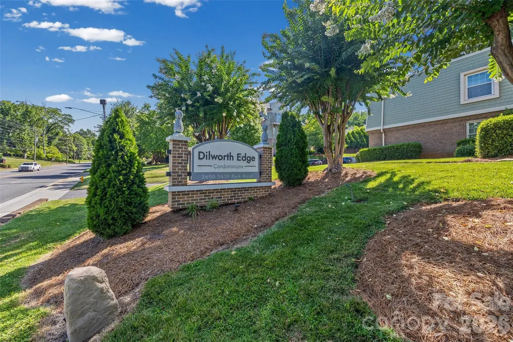 2600 Park Road Charlotte NC 28209