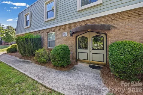 2600 Park Road Charlotte NC 28209