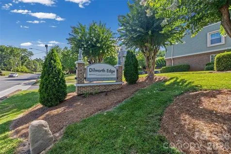2600 Park Road Charlotte NC 28209