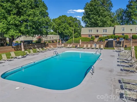 2600 Park Road Charlotte NC 28209