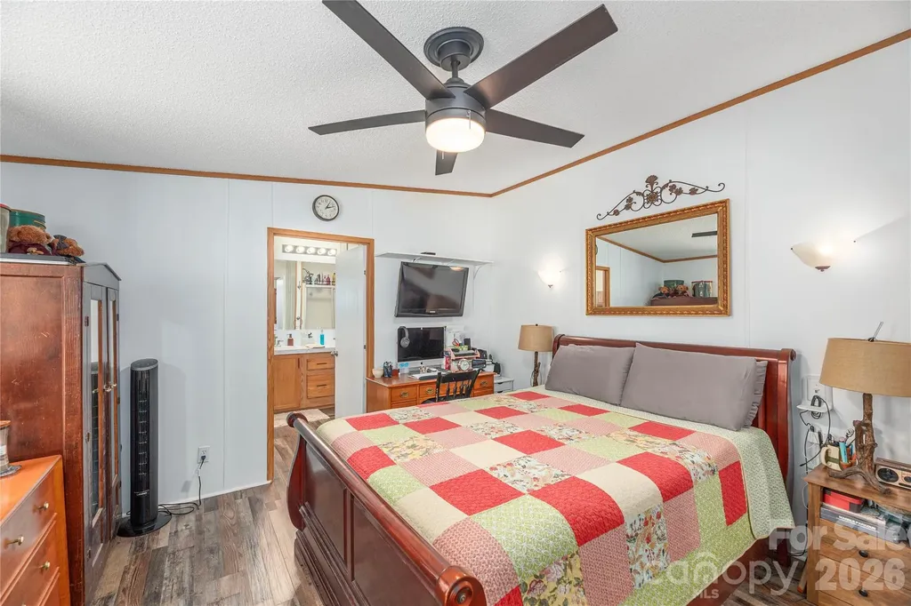 40 Farmstead Road Leicester NC 28748