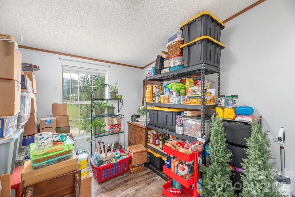 40 Farmstead Road Leicester NC 28748