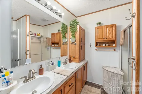 40 Farmstead Road Leicester NC 28748