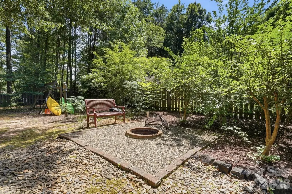 7254 Pine Ridge Drive Denver NC 28037