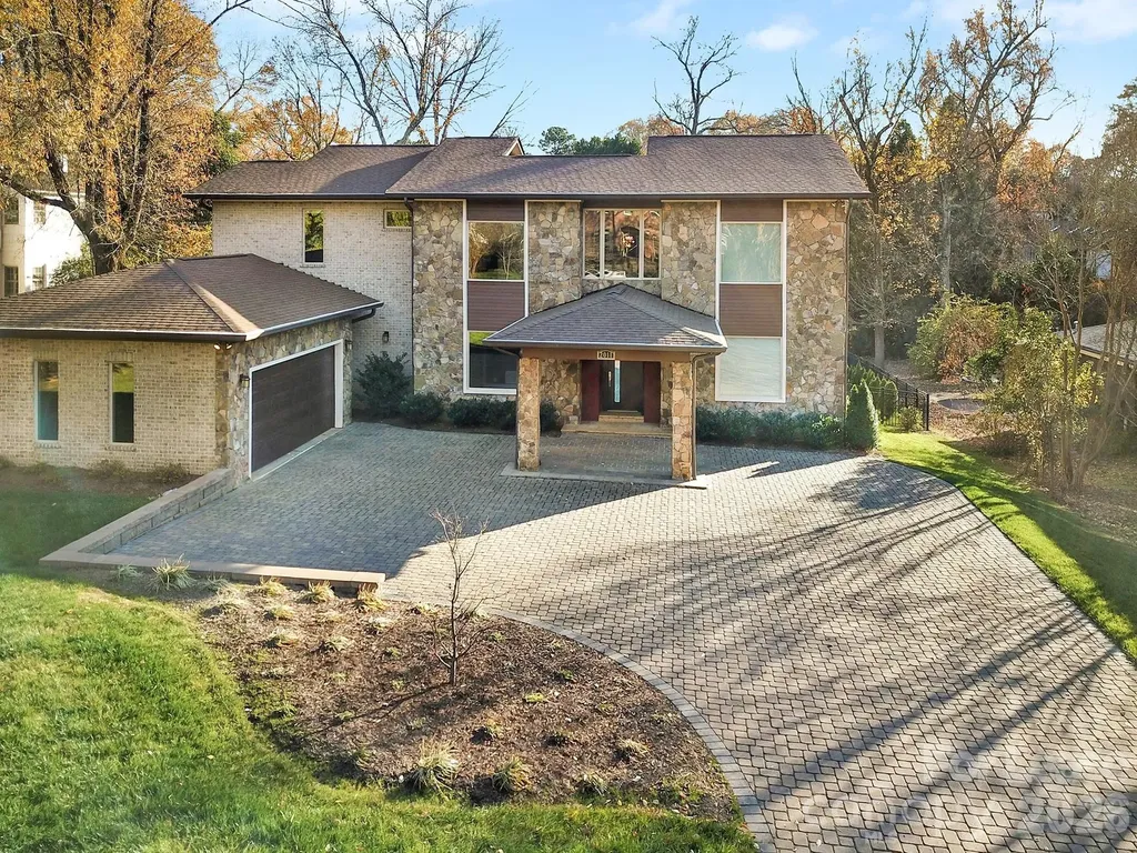 2011 Sharon Avenue Charlotte NC 28211