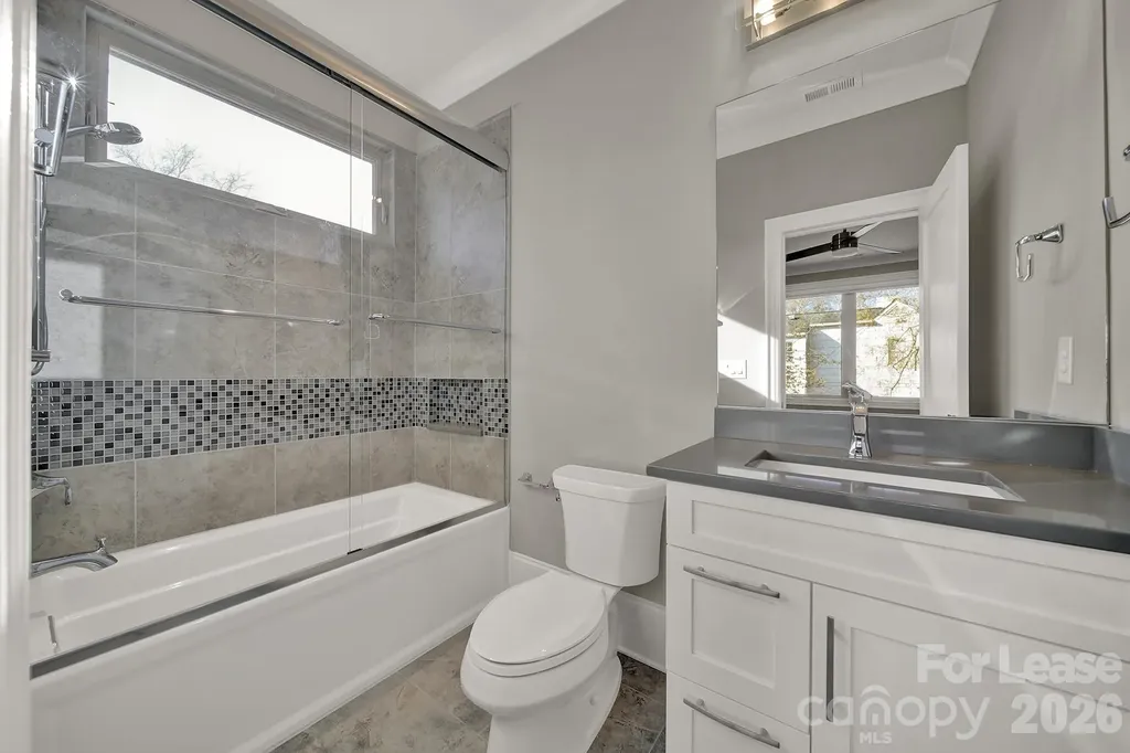 2011 Sharon Avenue Charlotte NC 28211