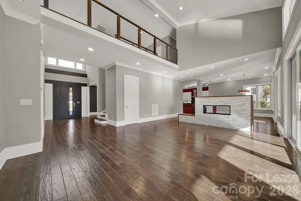 2011 Sharon Avenue Charlotte NC 28211