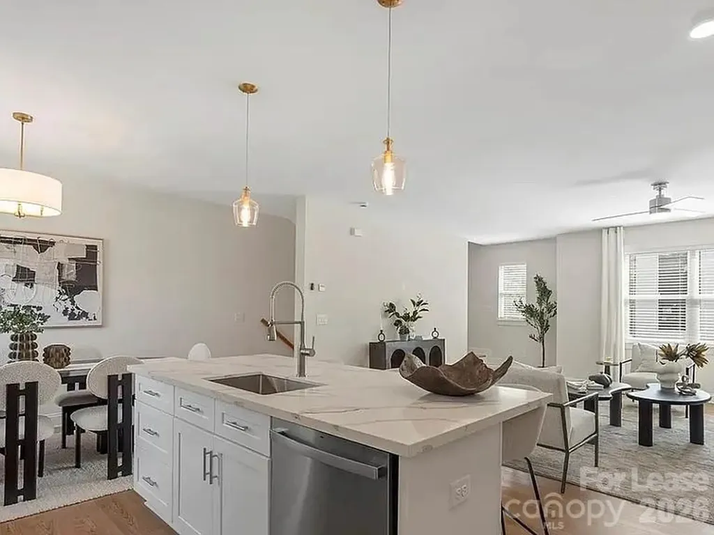 1104 Wonder Way Charlotte NC 28208