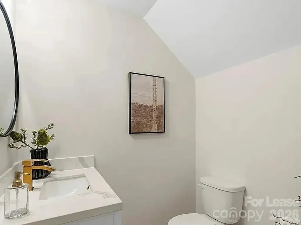 1104 Wonder Way Charlotte NC 28208