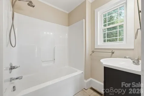 206 N Ridge Avenue Kannapolis NC 28083