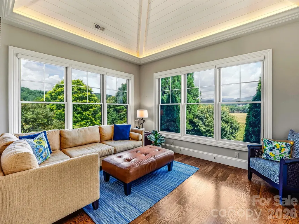 280 Walnut Hollow Road Brevard NC 28712