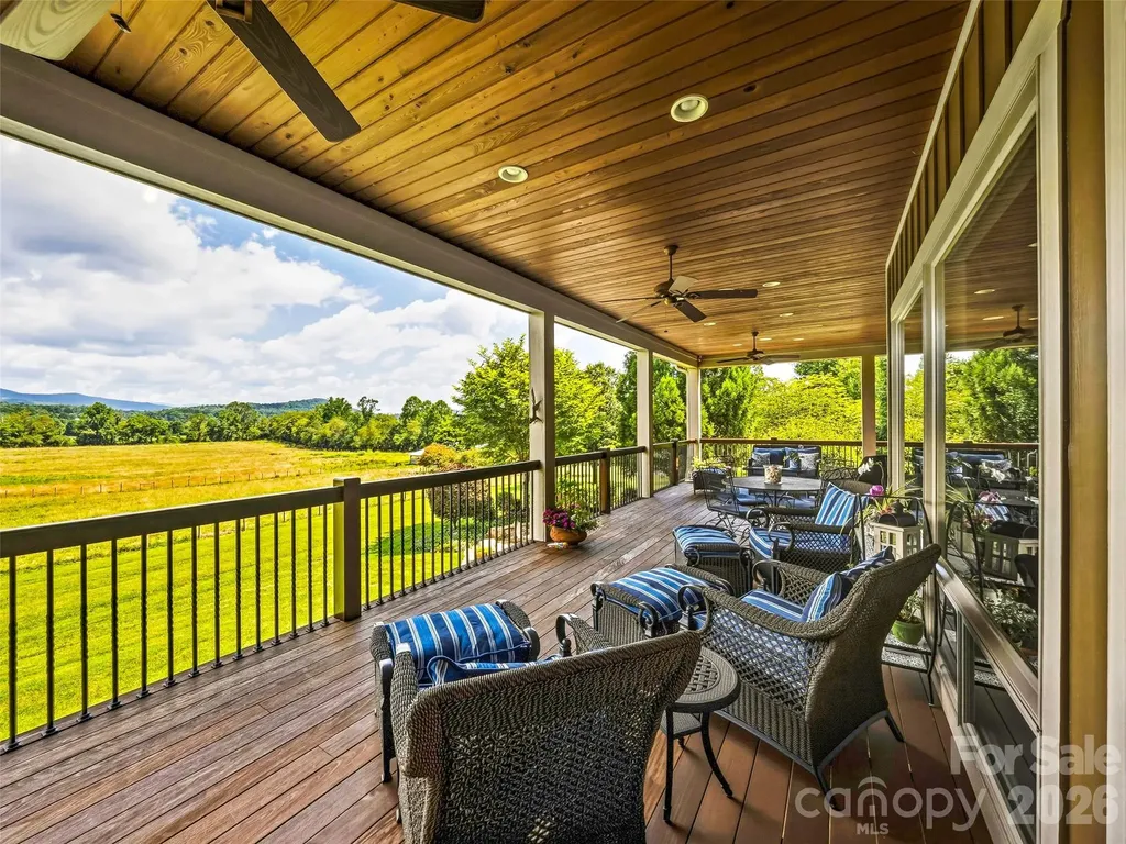 280 Walnut Hollow Road Brevard NC 28712
