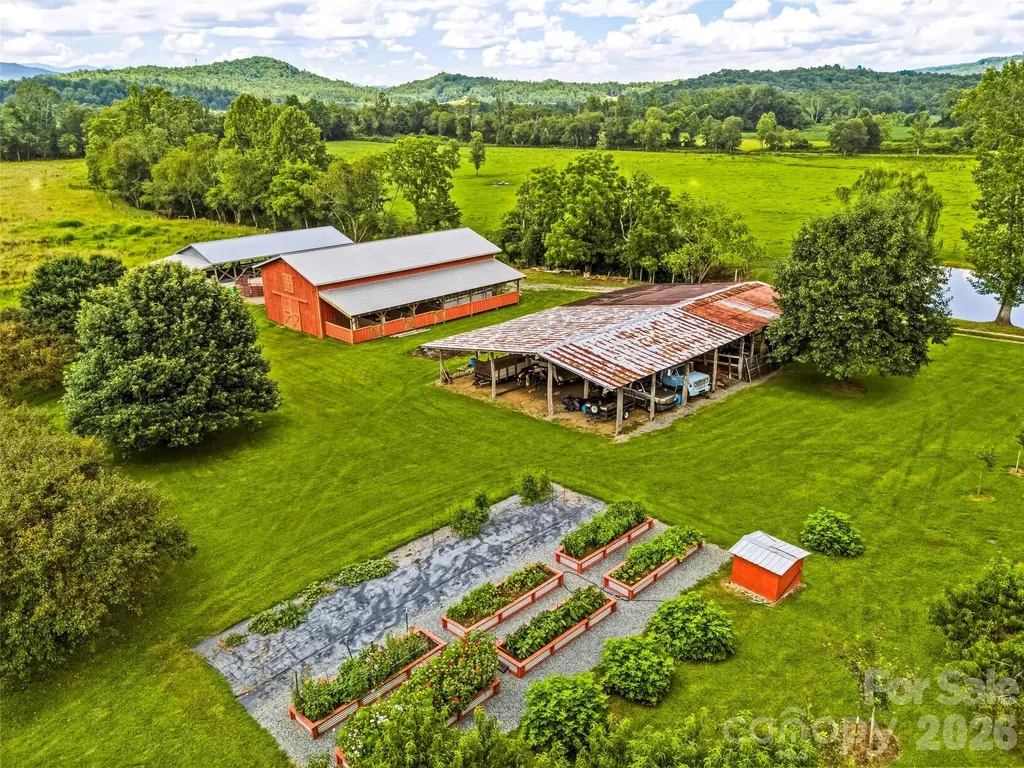 280 Walnut Hollow Road Brevard NC 28712