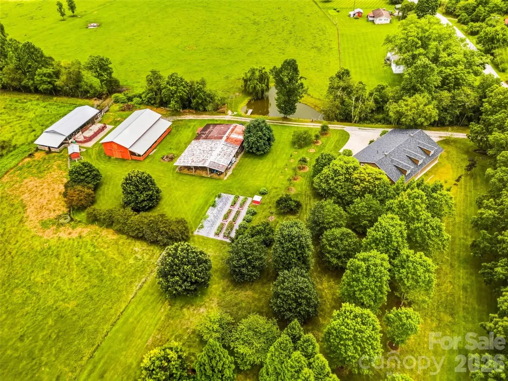 280 Walnut Hollow Road Brevard NC 28712
