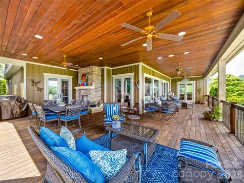 280 Walnut Hollow Road Brevard NC 28712