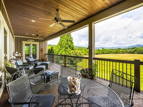 280 Walnut Hollow Road Brevard NC 28712