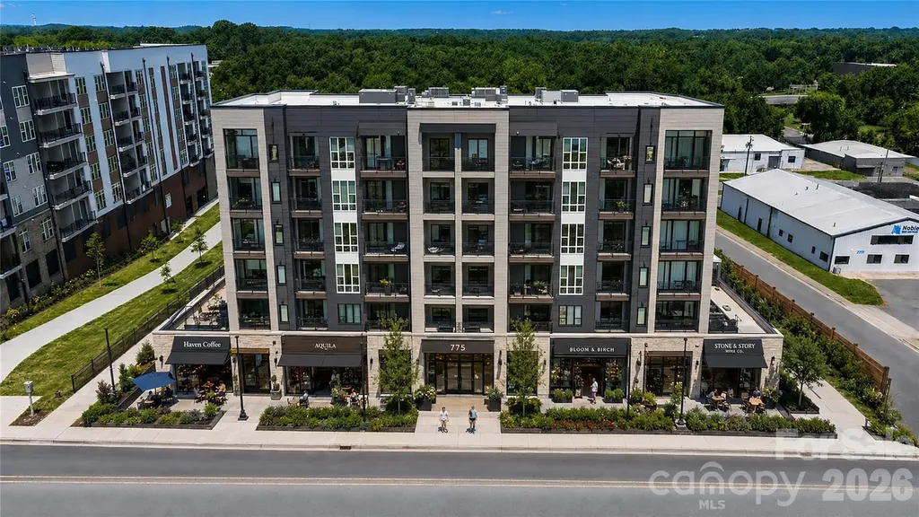3206 S Tryon Street Charlotte NC 28217