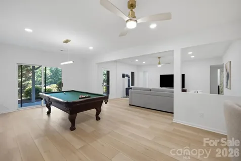 2494 Cherry Lane Denver NC 28037